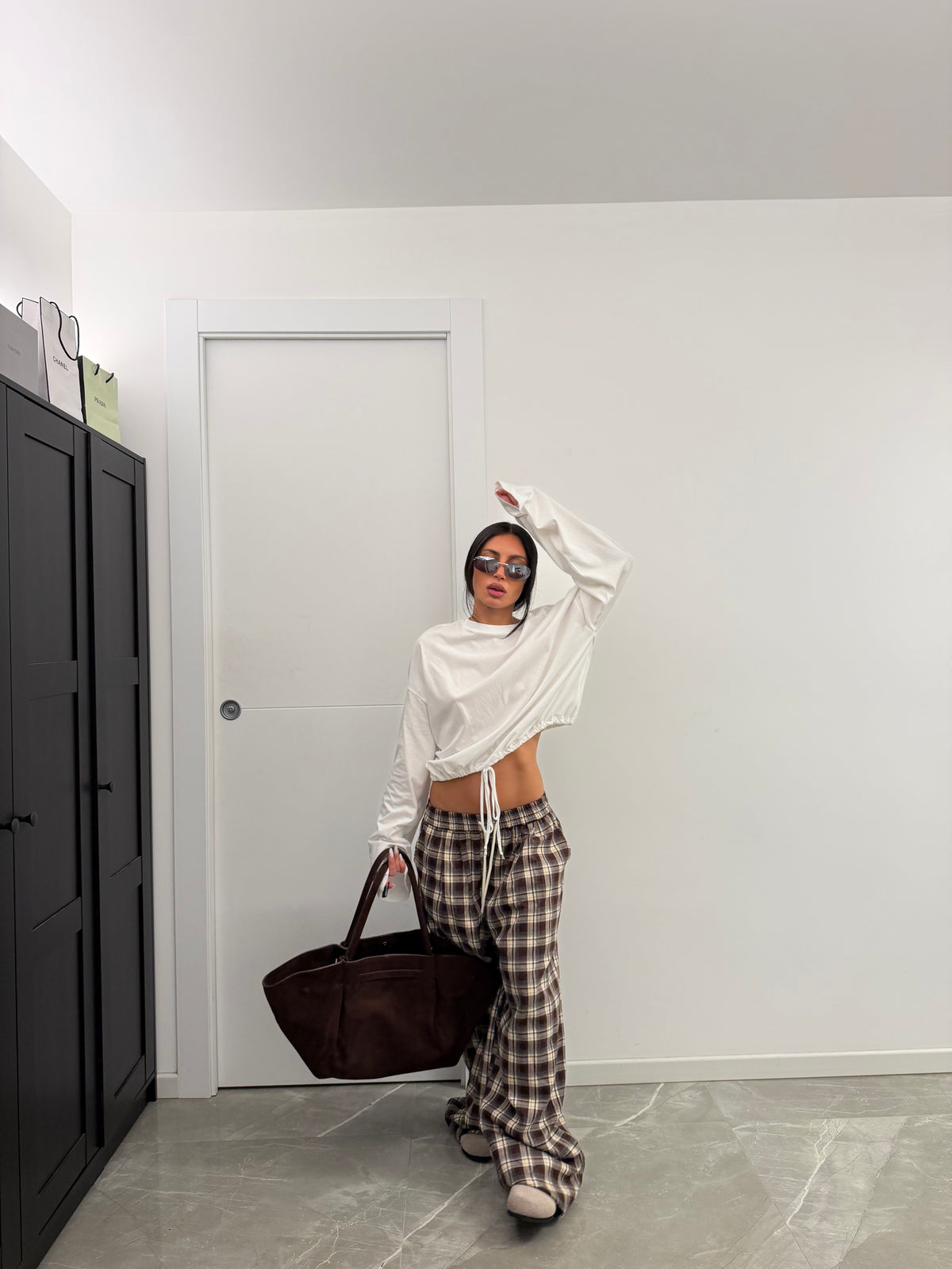 Shirt draped oversize