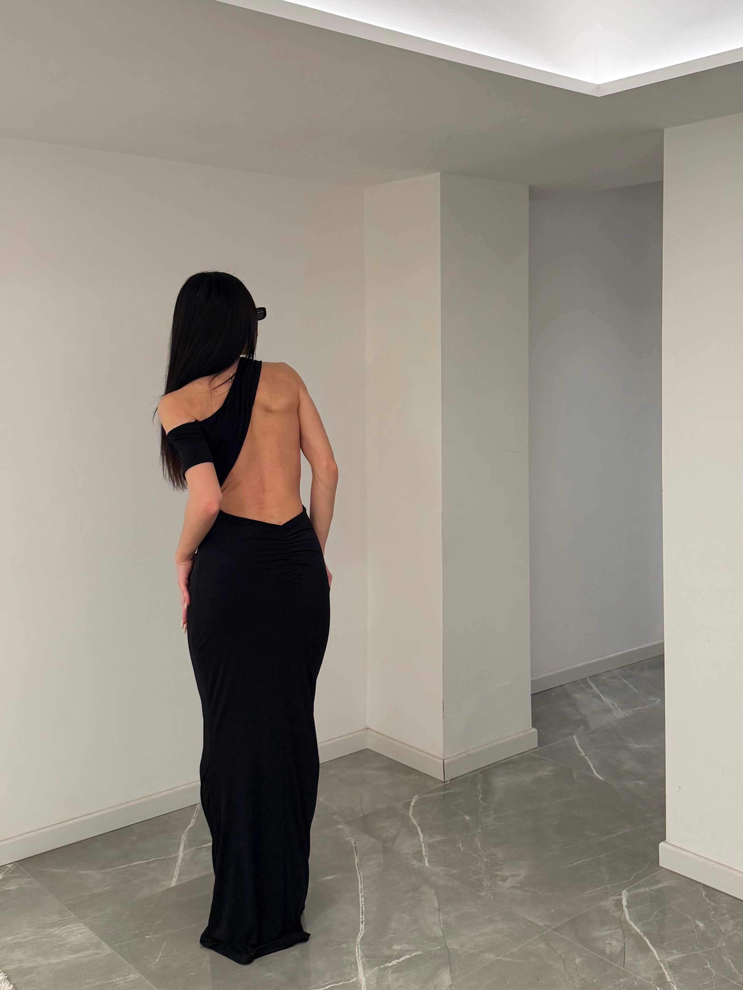 dress back nude