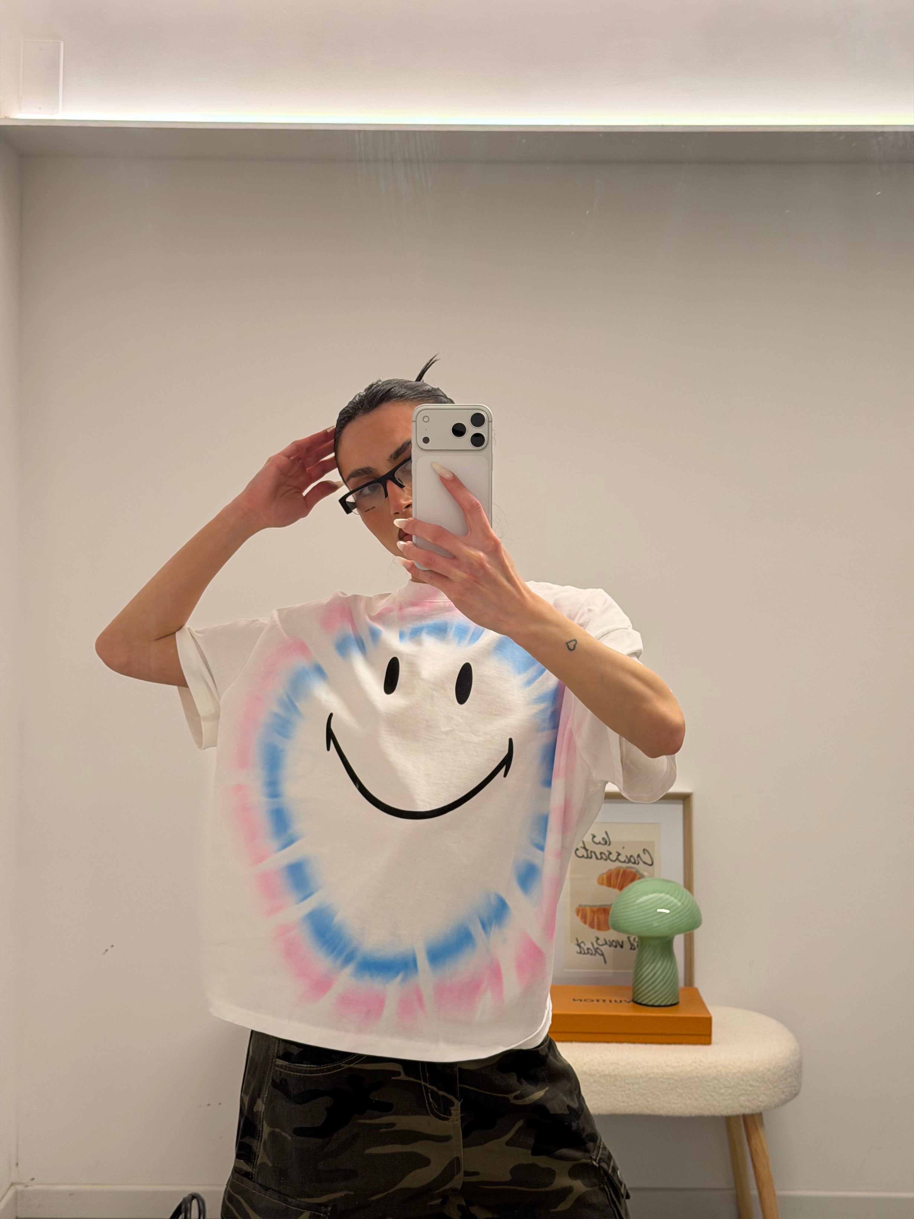 T-shirt simile tye-die