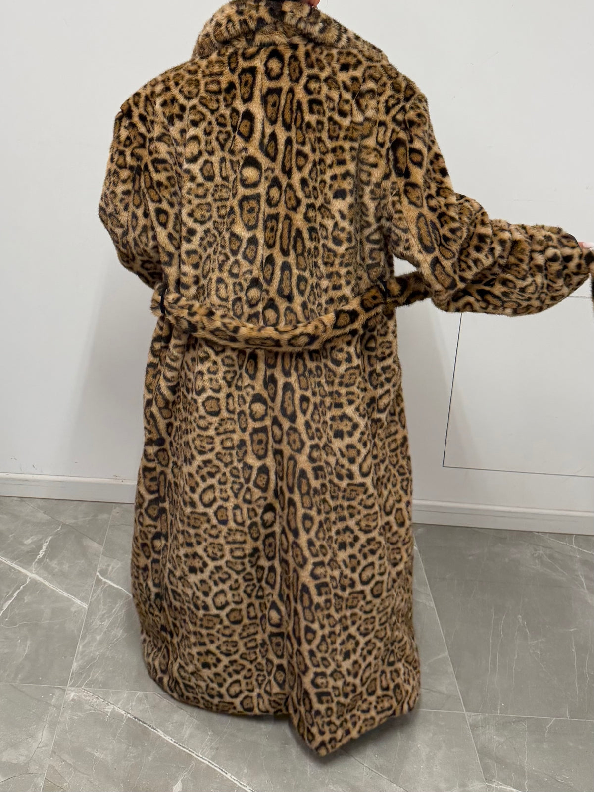 Leo fur long