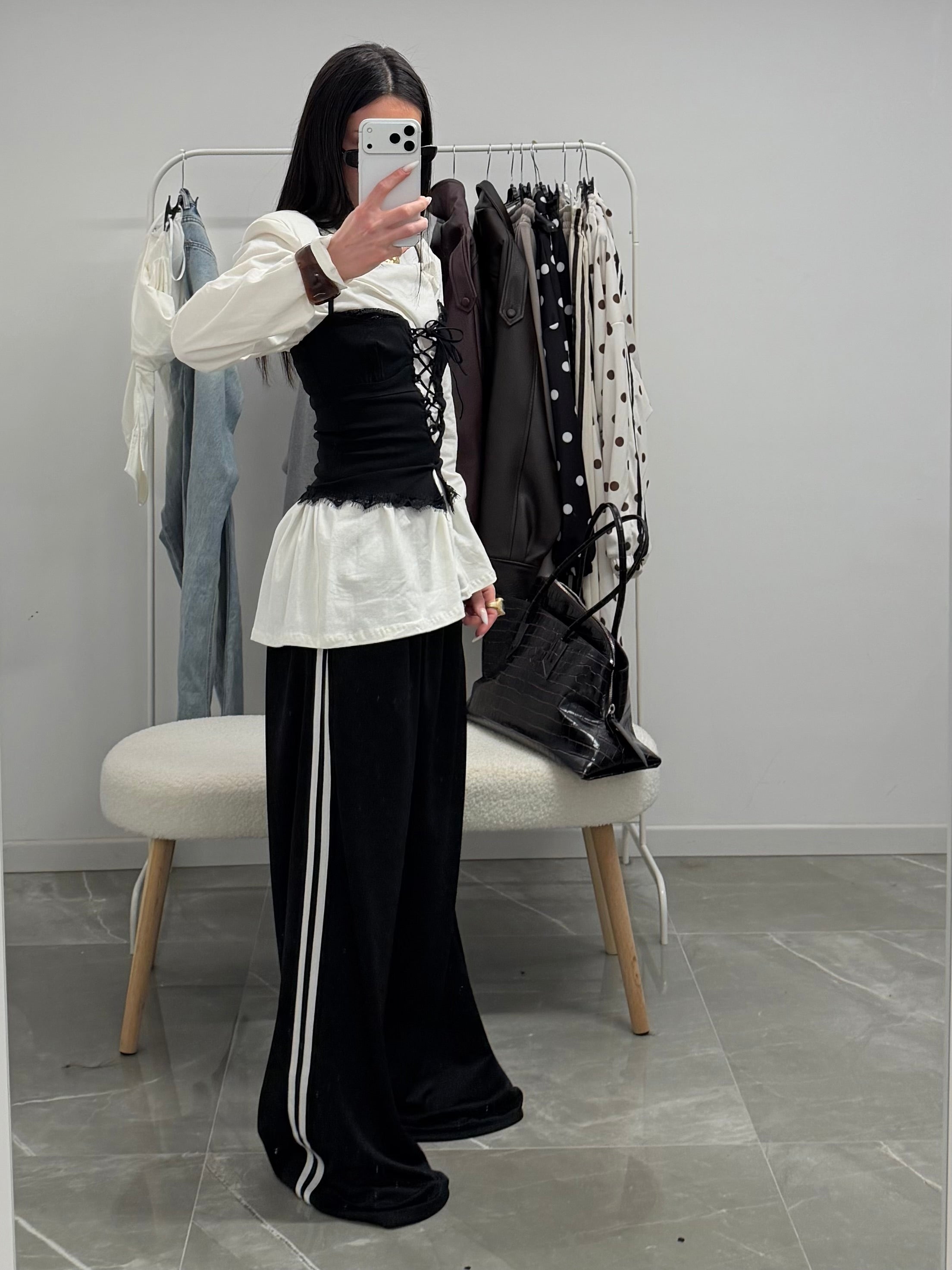 tuta lines black