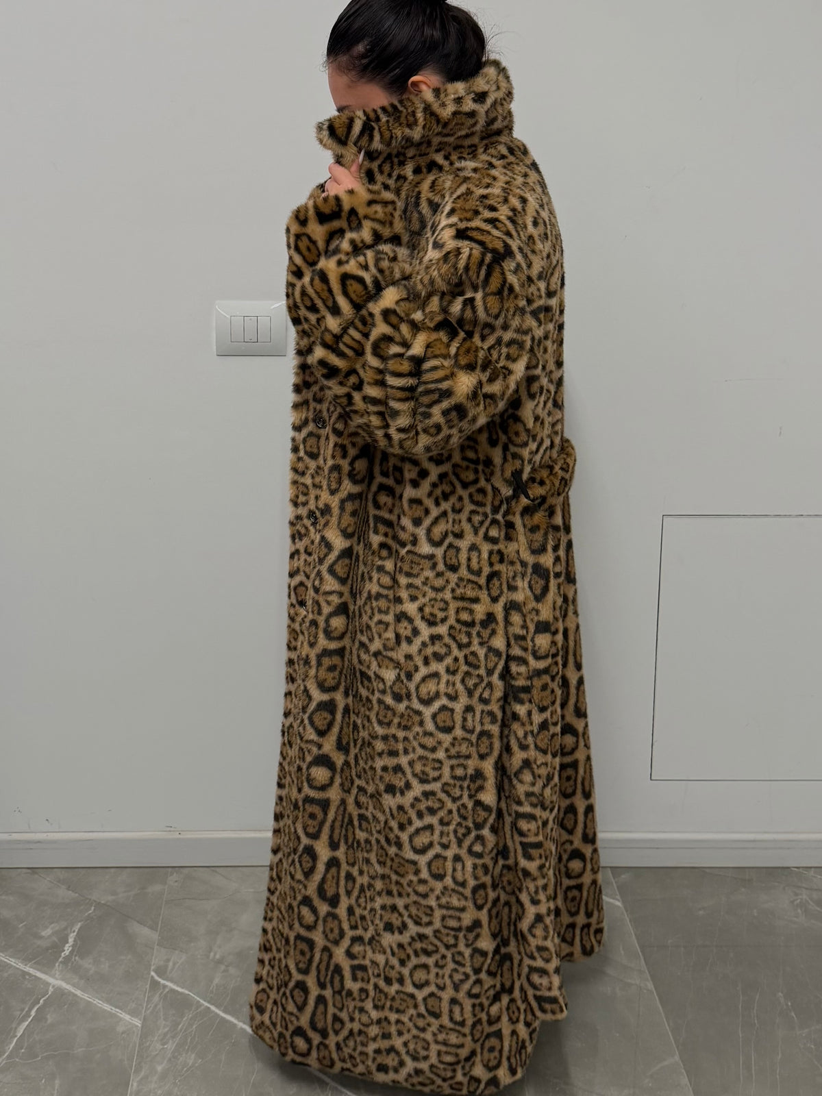 Leo fur long