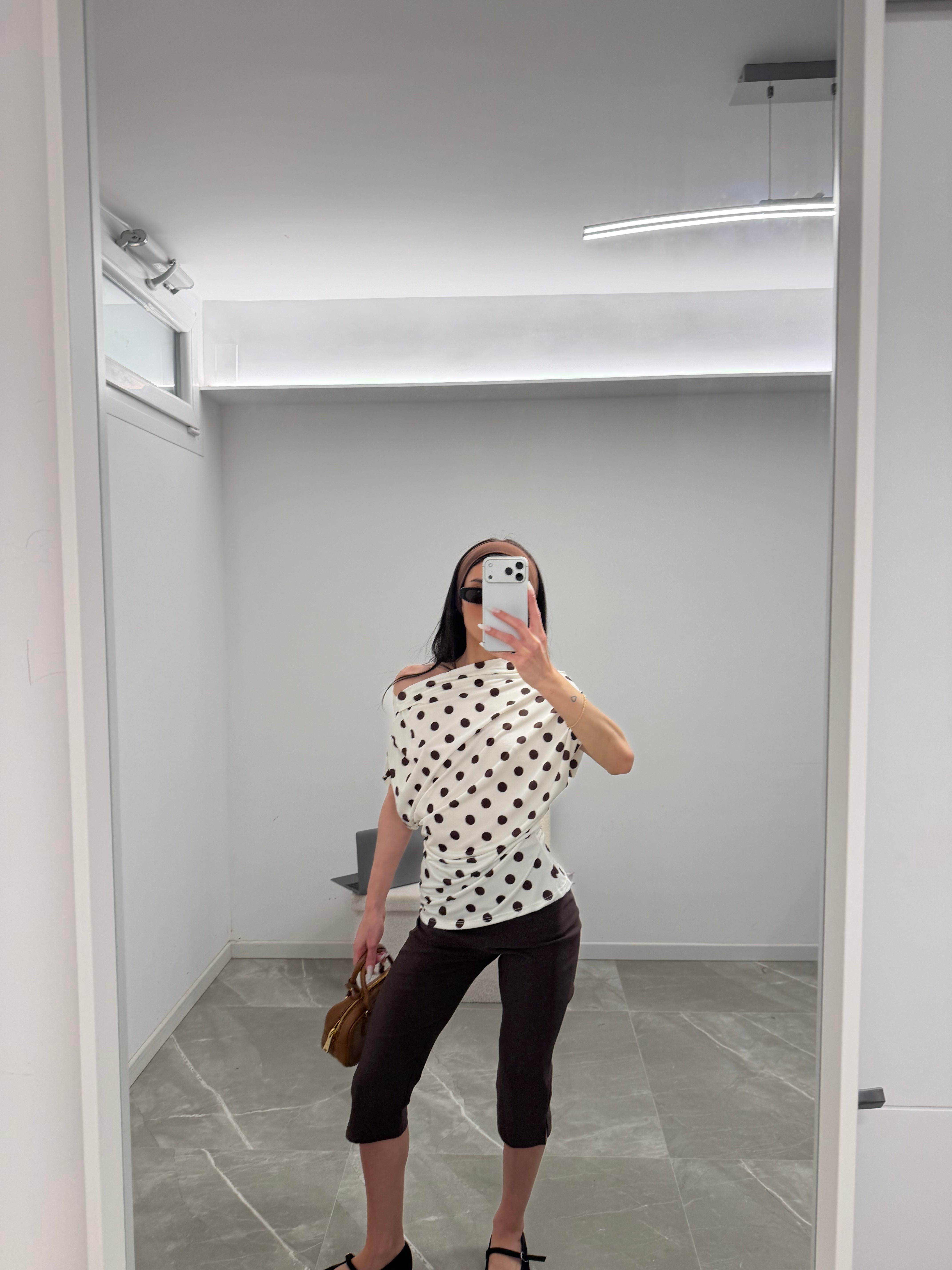 pantaloni capri