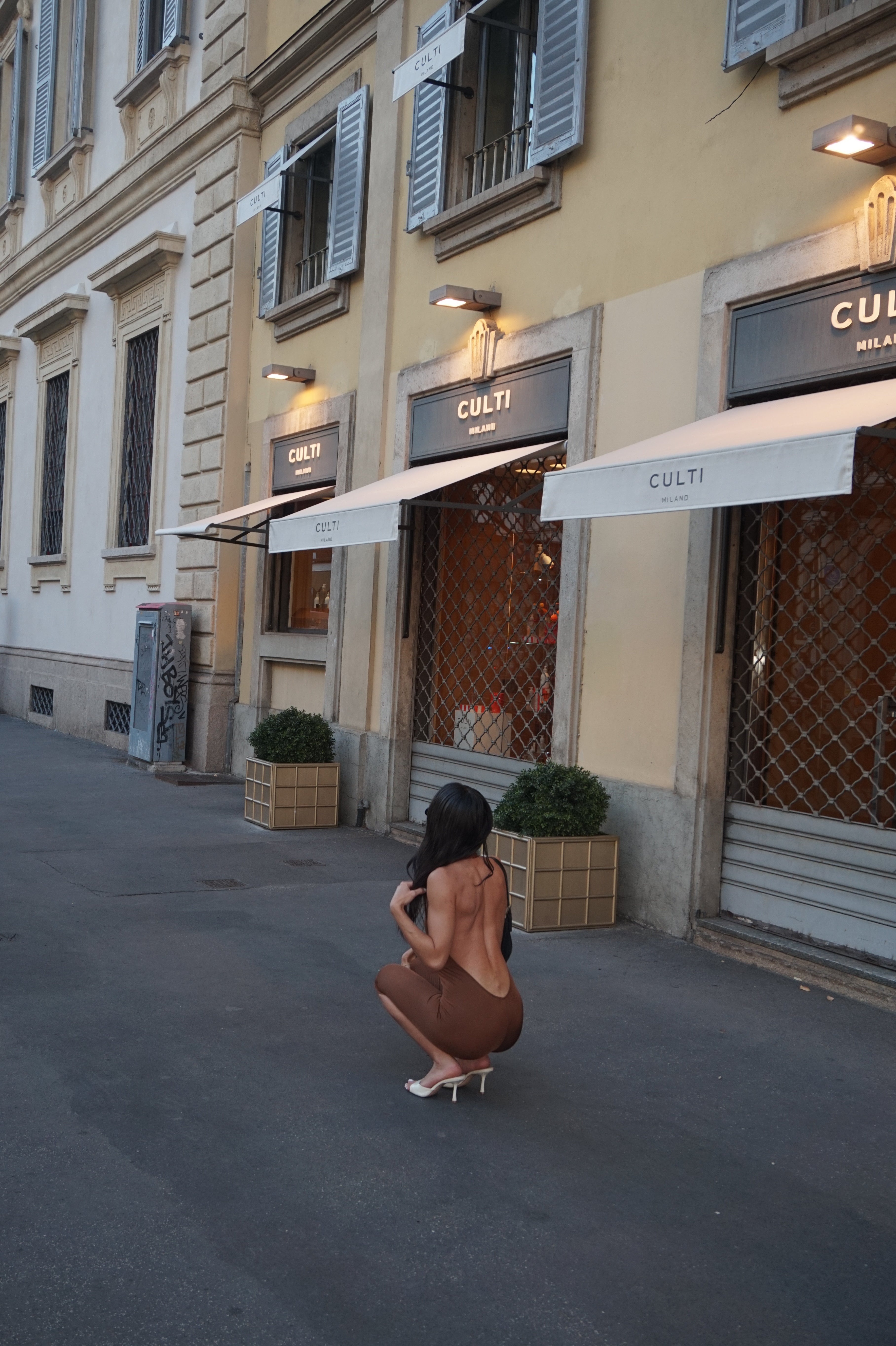sculpt capri jumpsuit caramello