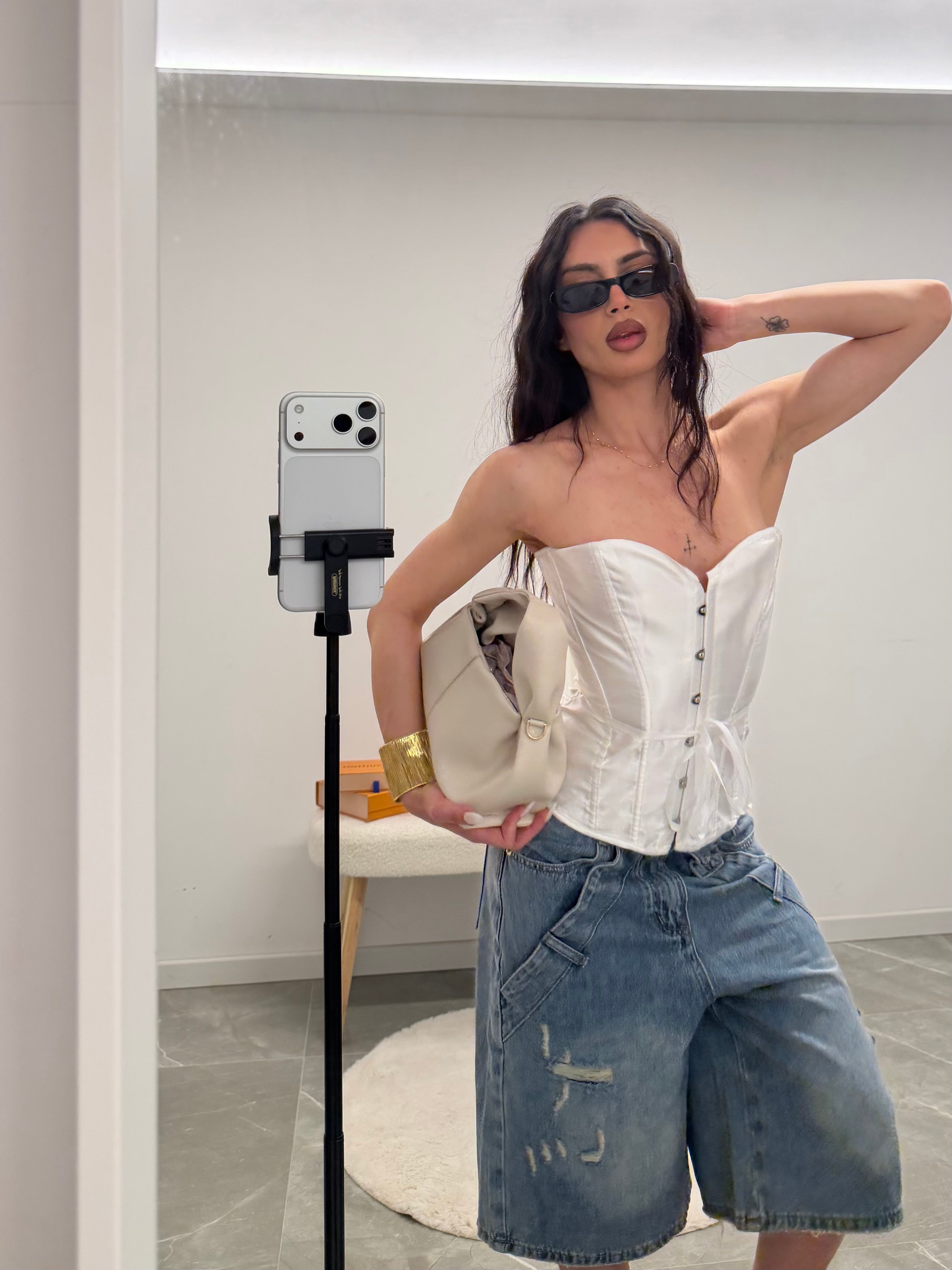 bustier white pearl