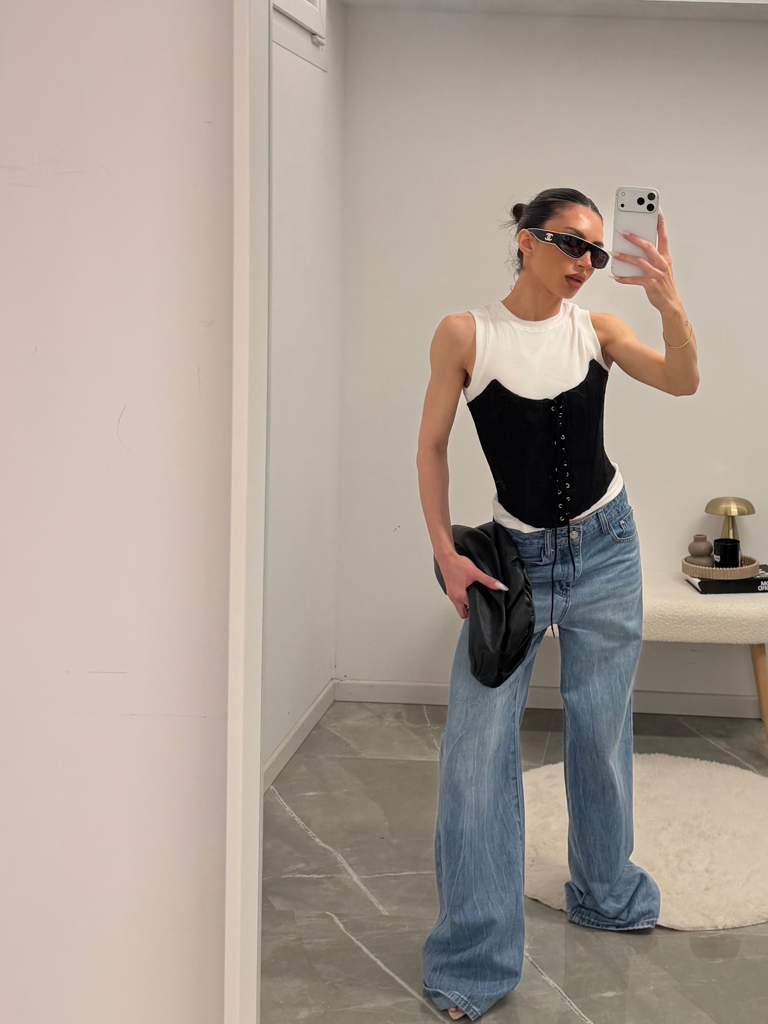 bustier