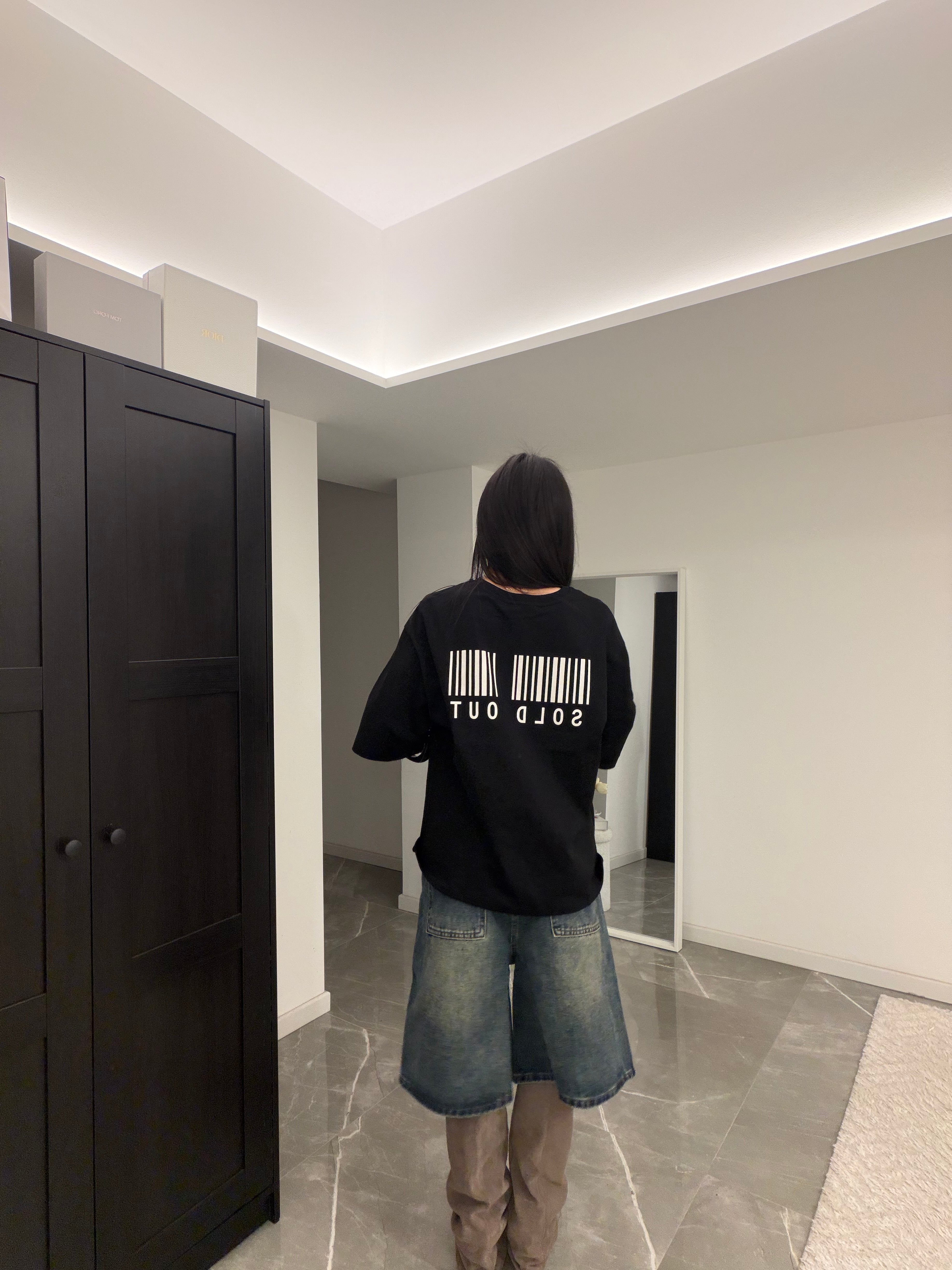 t-shirt sold out