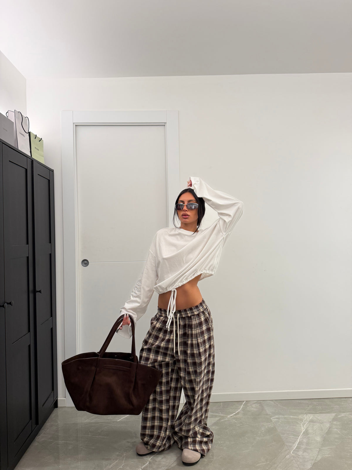Shirt draped oversize