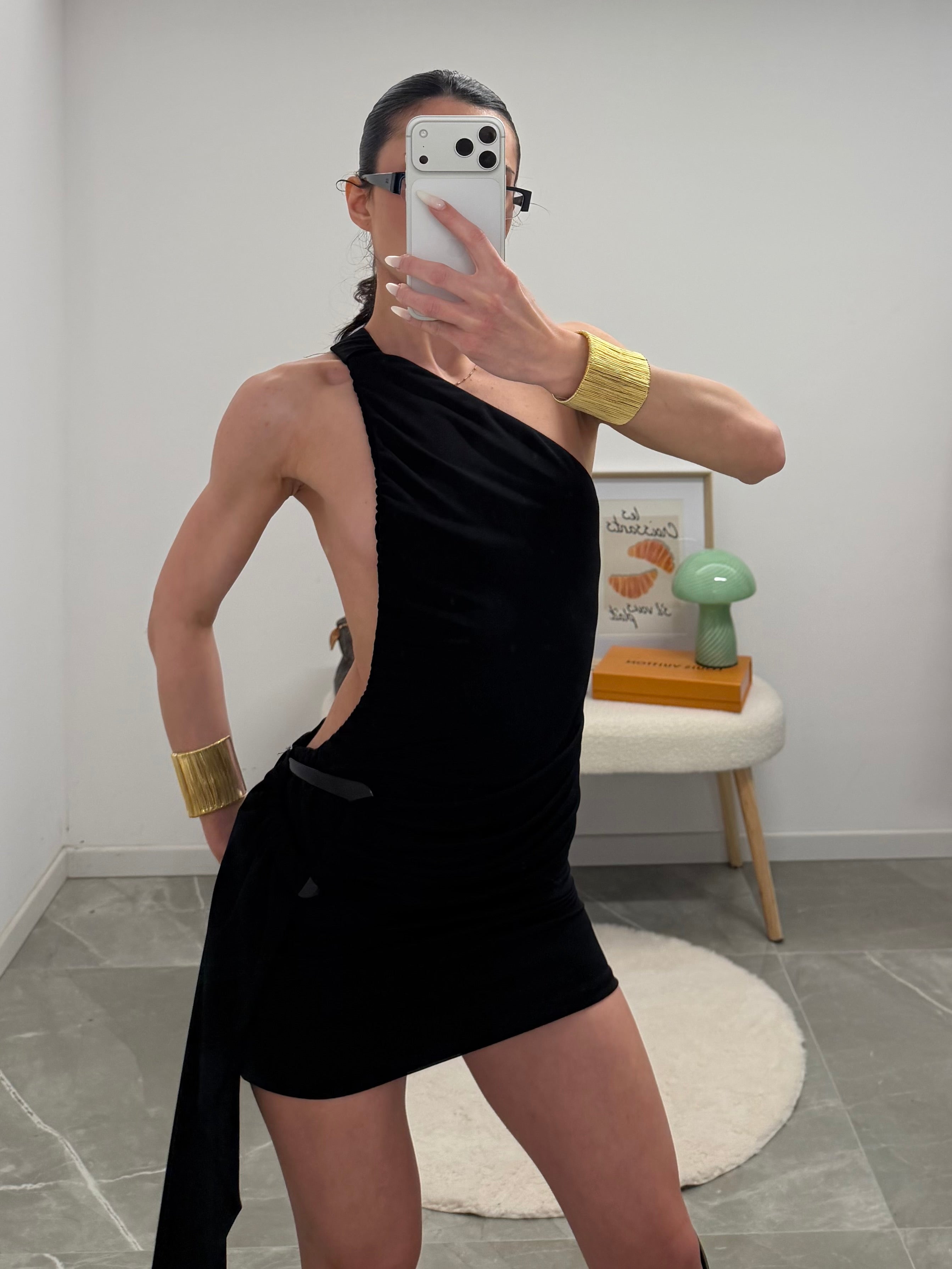 Dress belt one shoulder