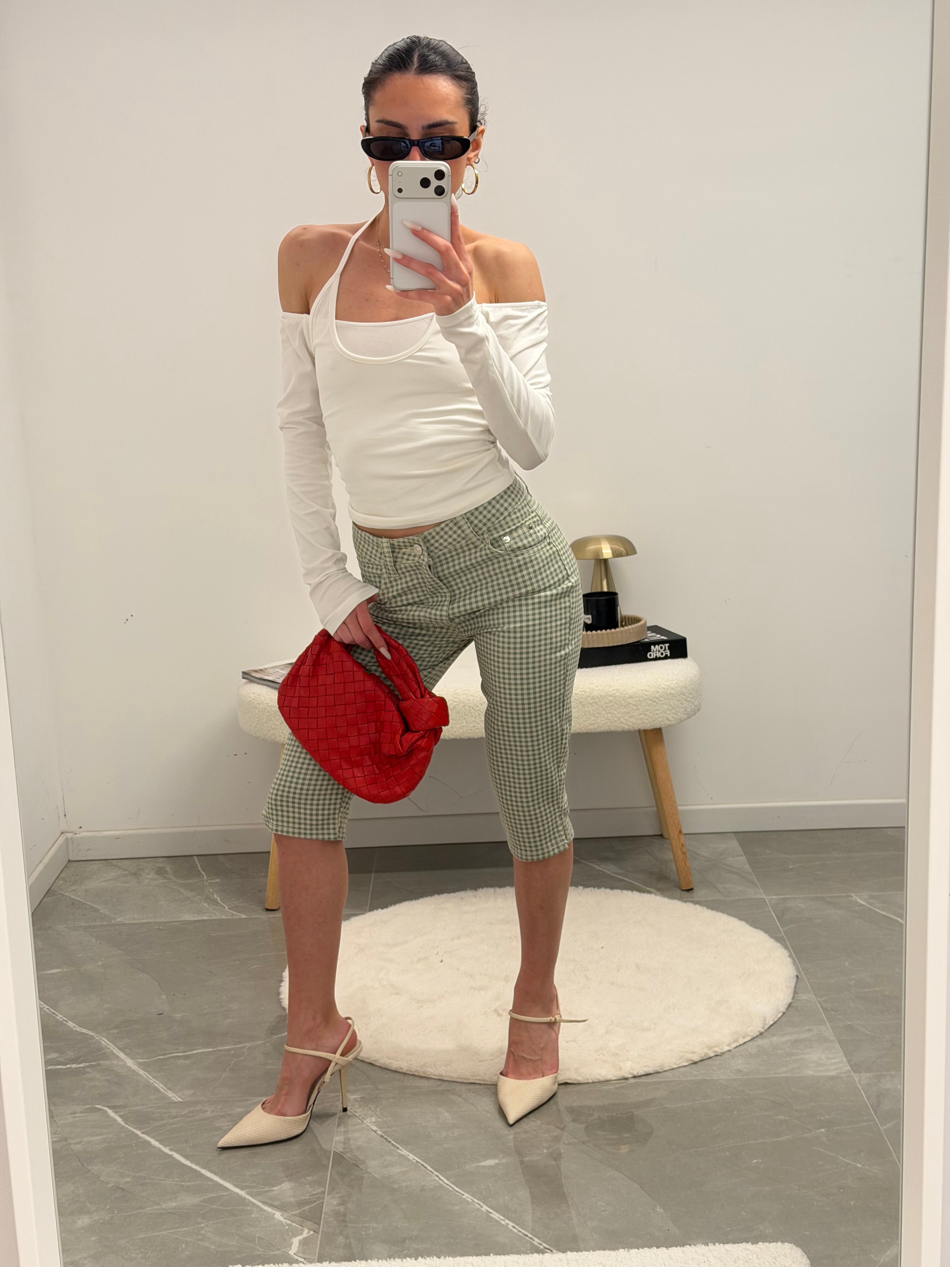 capri pants in green