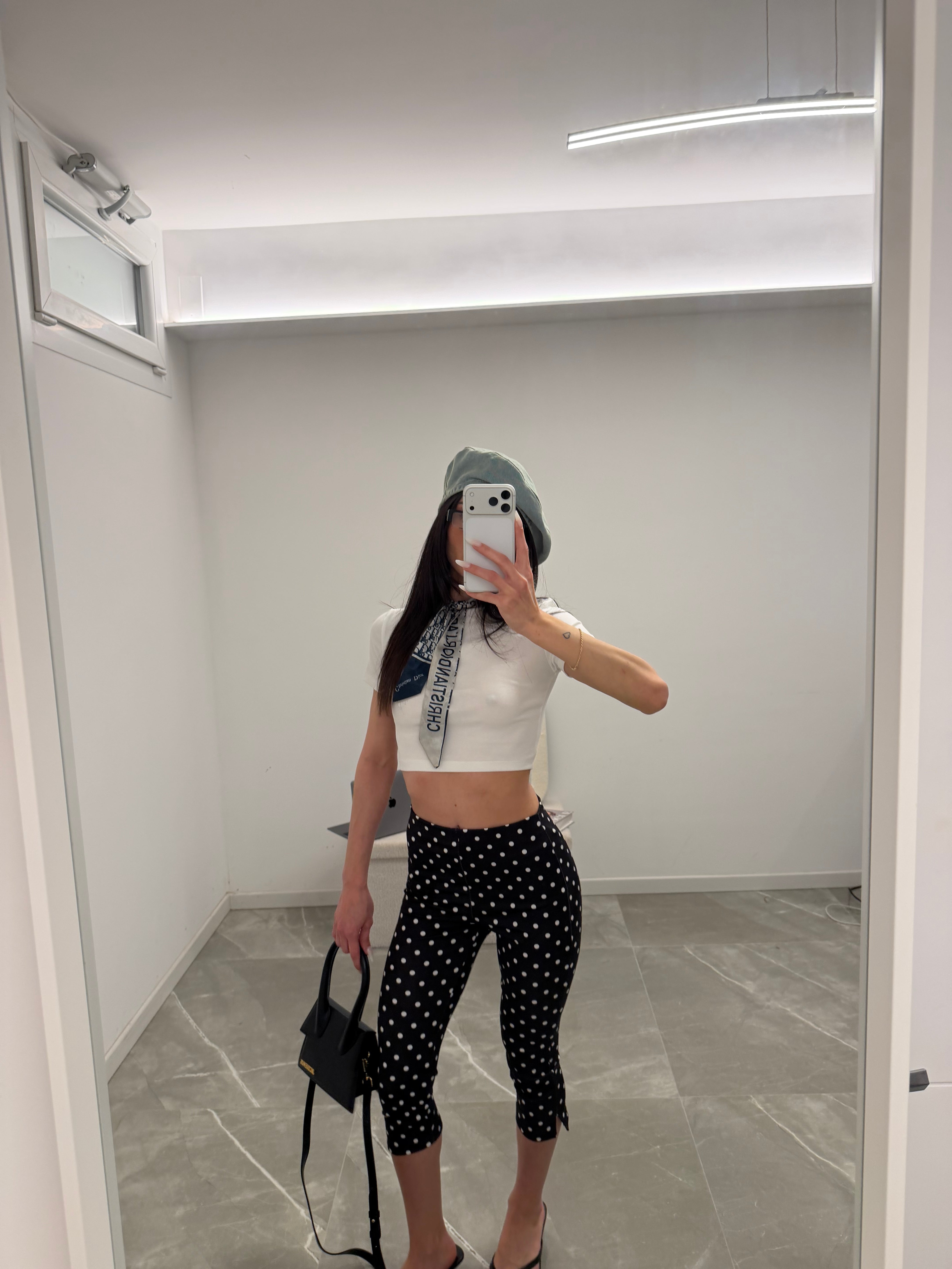 capri pants pois