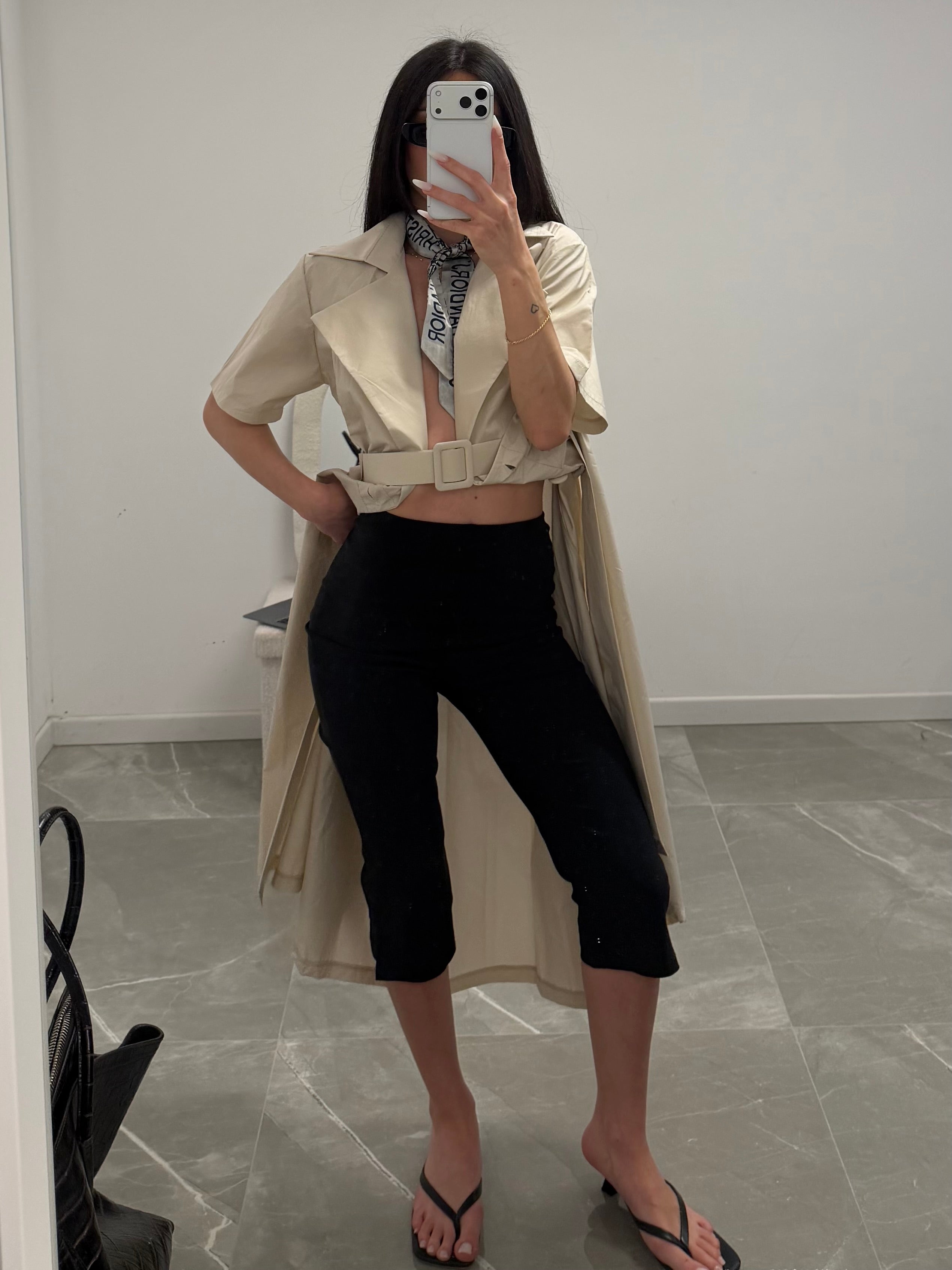 pantaloni capri