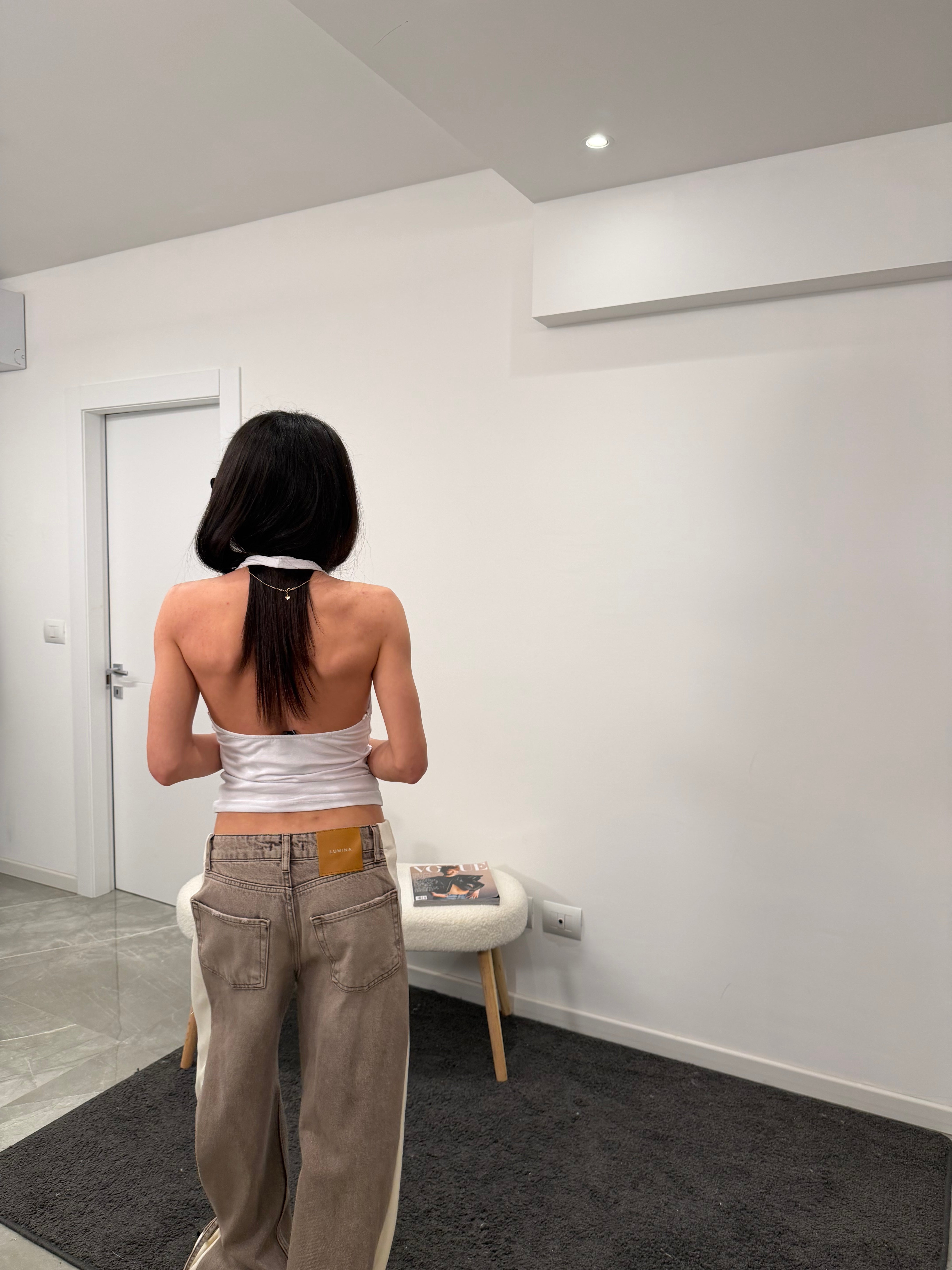 top v white