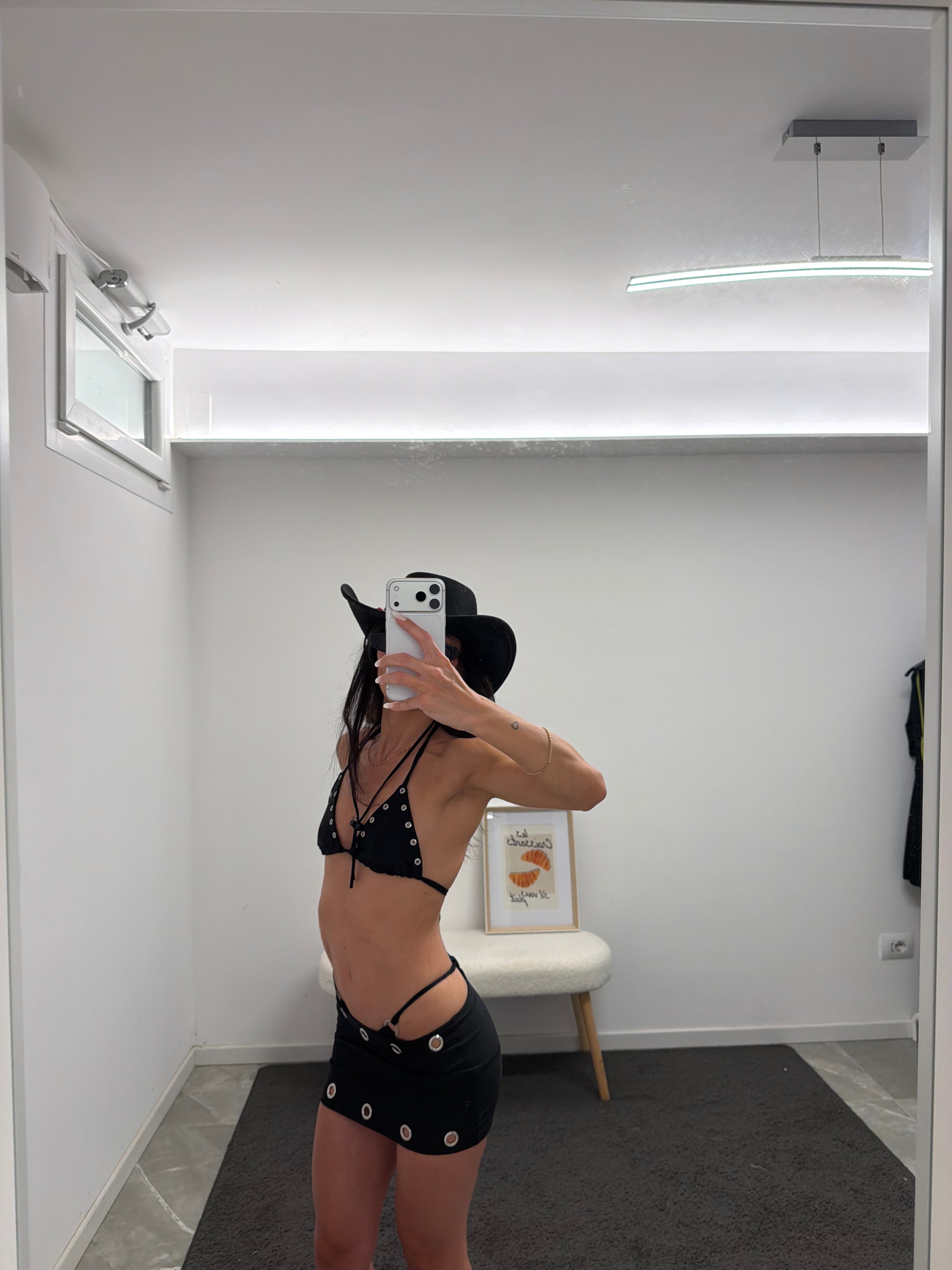 bikini coordset hole