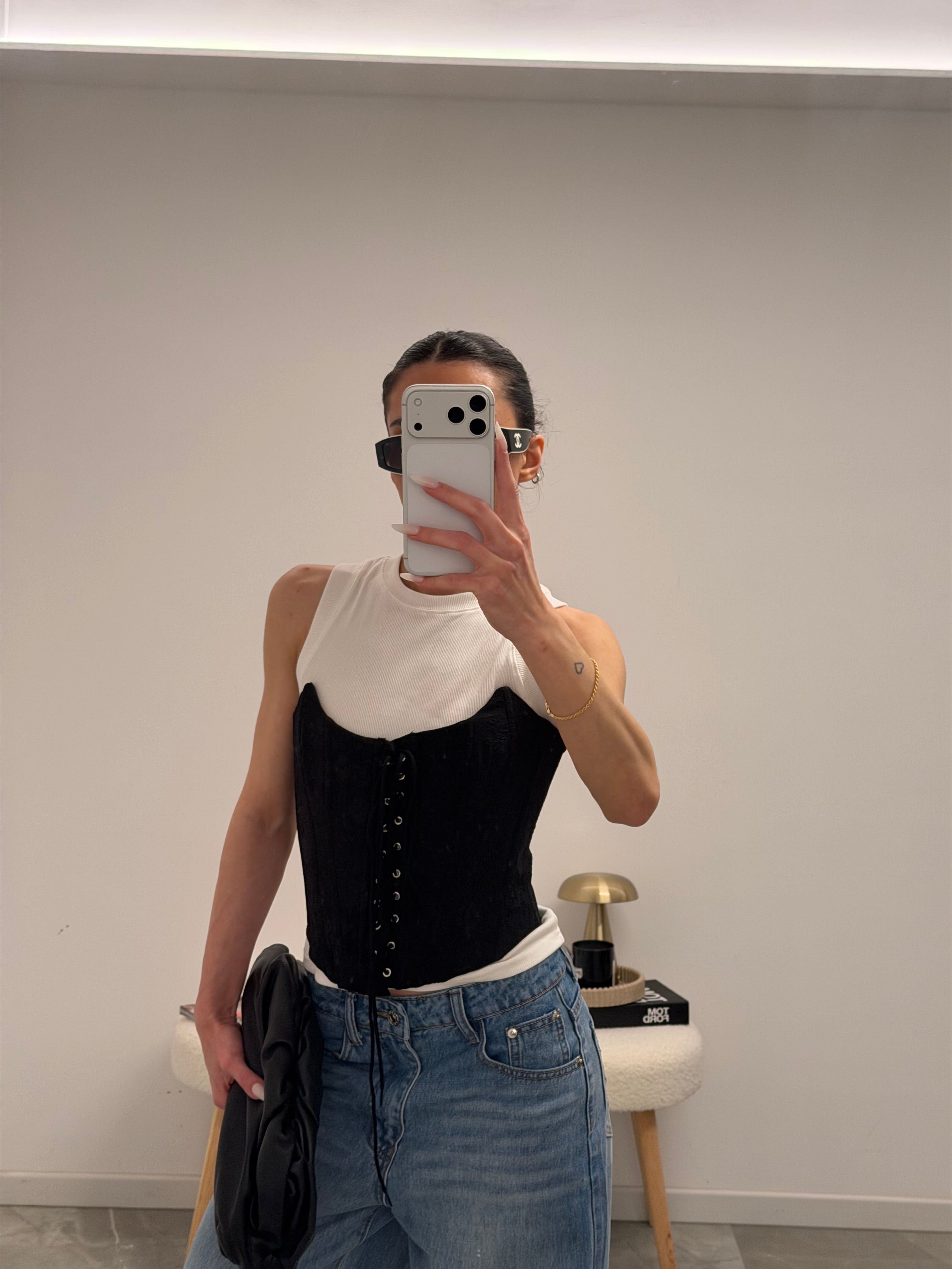 bustier