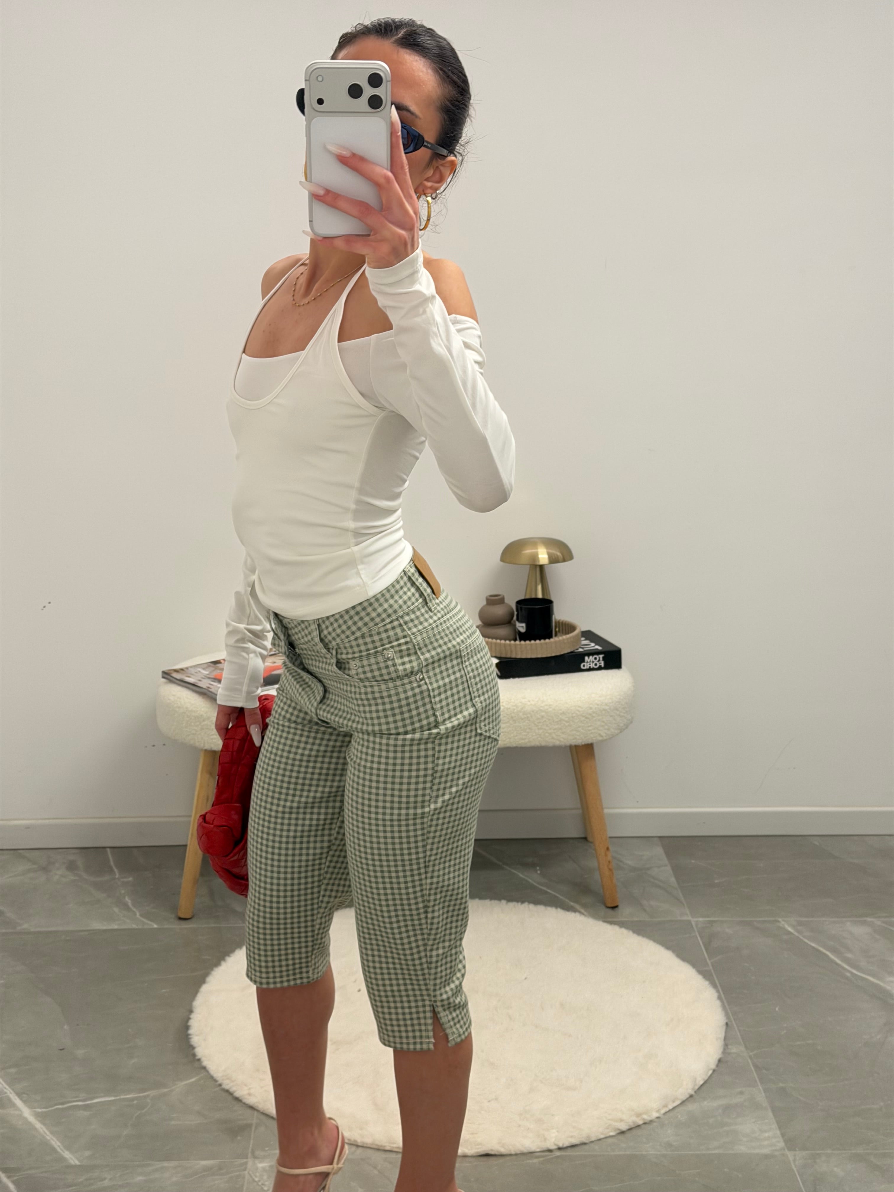 capri pants in green