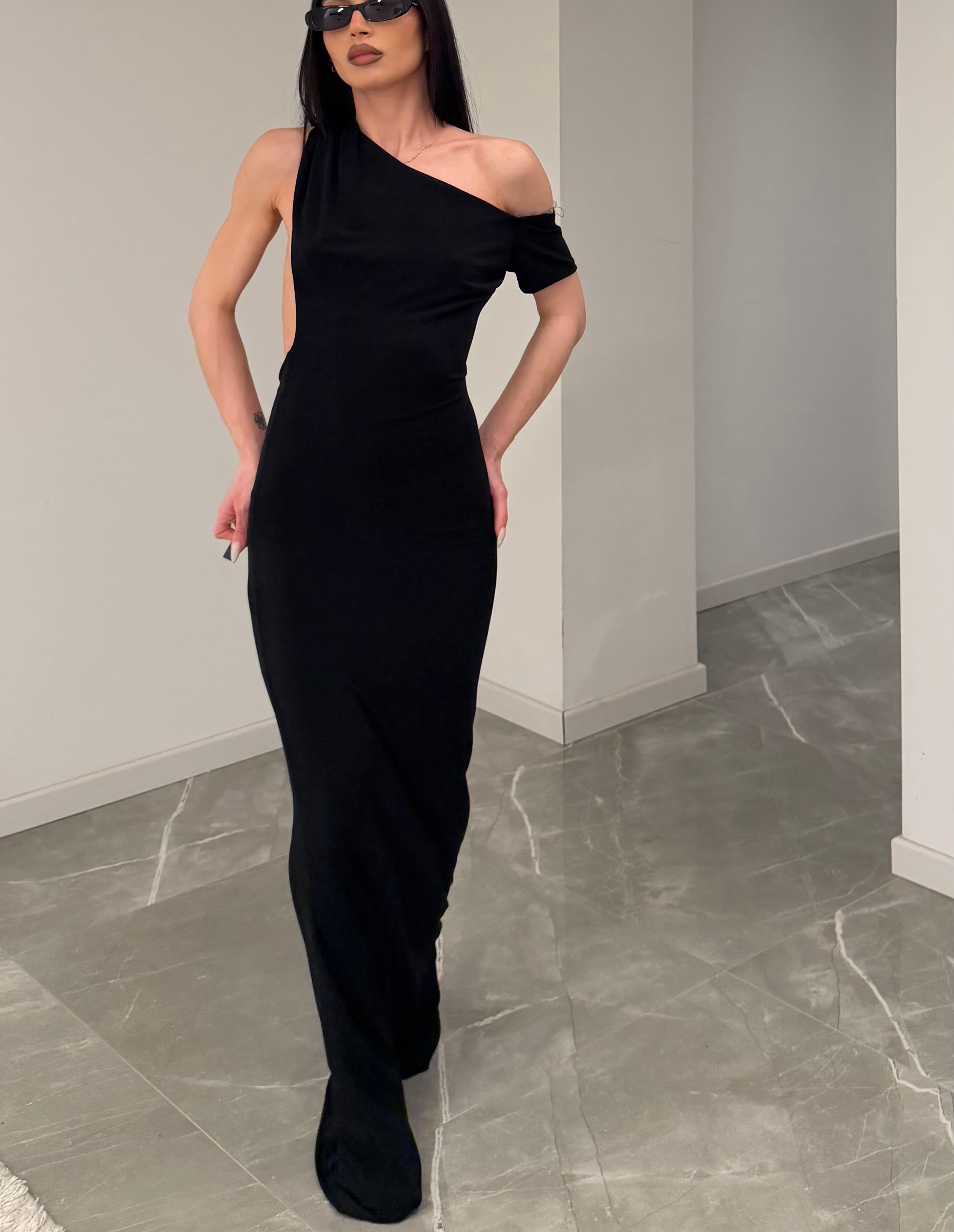 dress back nude